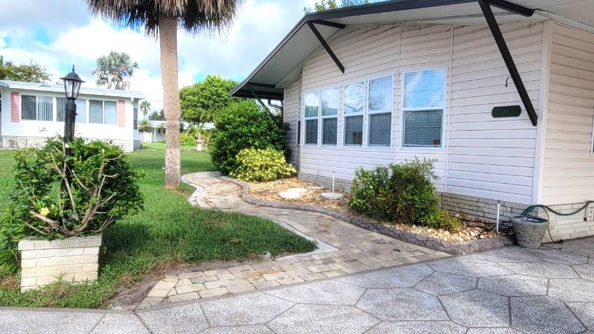 2083 Quail Ridge Dr. a Lake Wales, FL Mobile or Manufactured Home for Sale